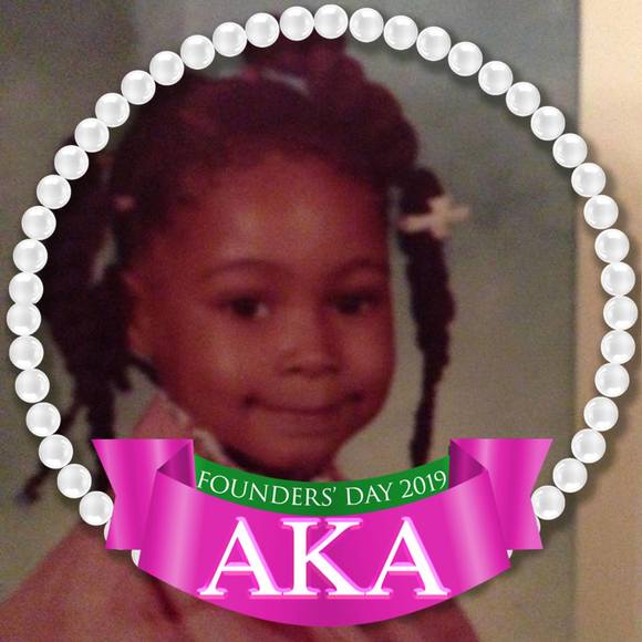 Meet your Posher, Fatina - Picture 1 of 1